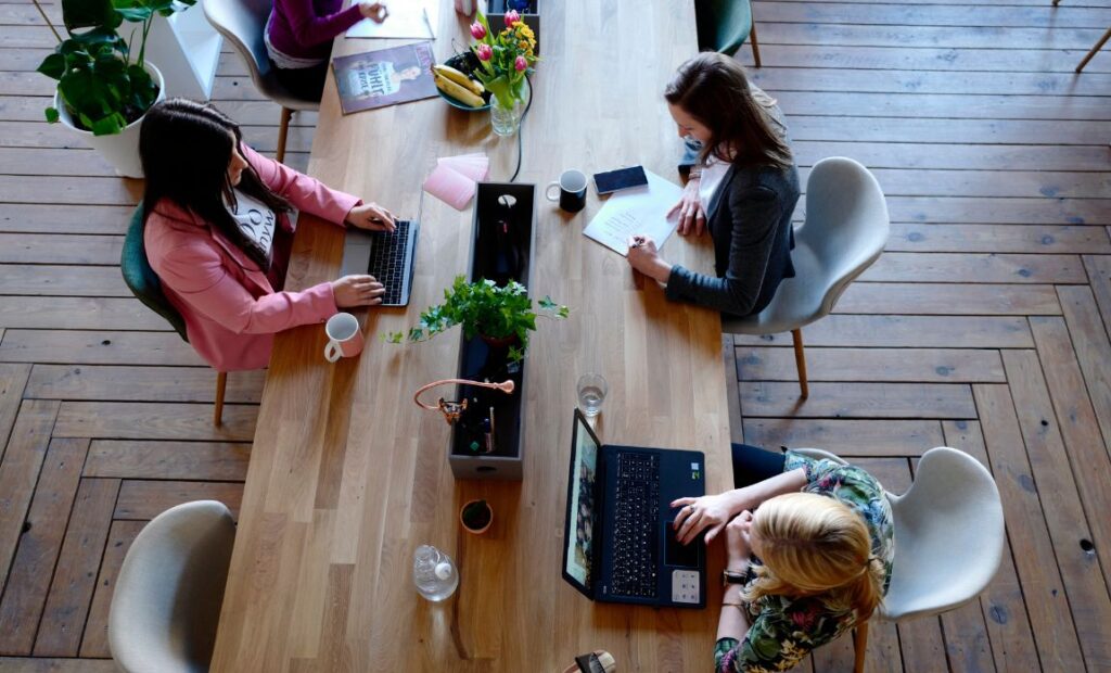 coworking startup school